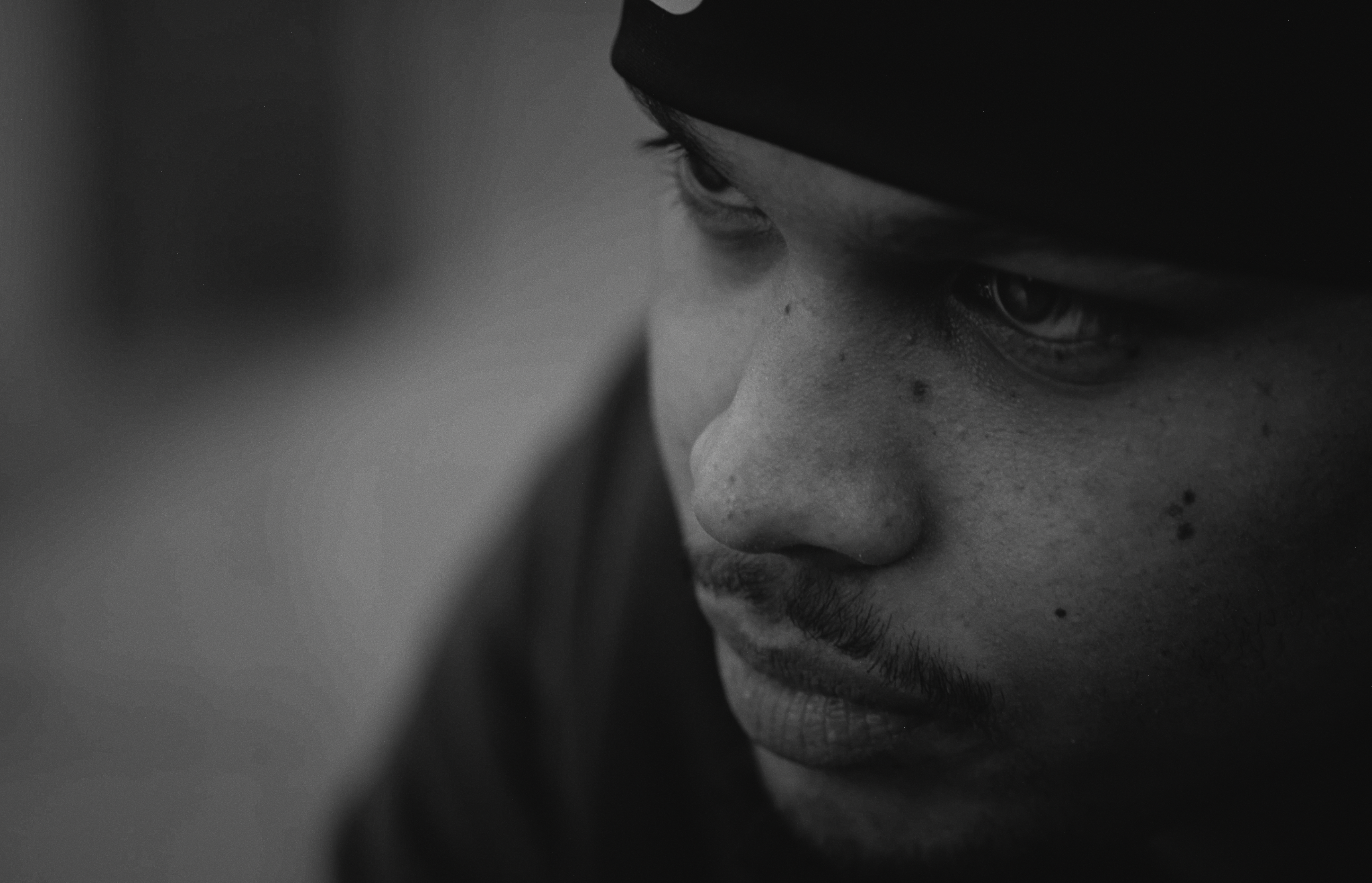 Brokezart x Lusho x Def x YGN KAMII - OUT OF PLACE